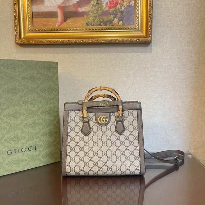 Gucci Handbags 22